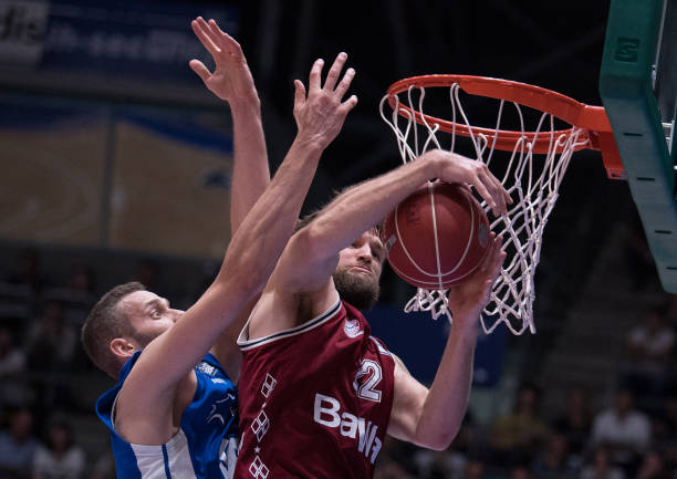 这使得他们 这使得他们