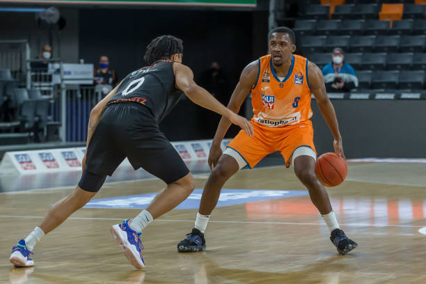 三分PK成 三分PK成