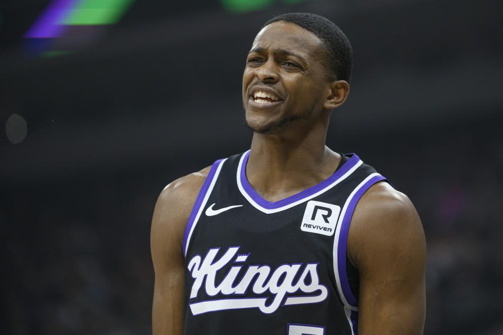 俱乐部正在 俱乐部正在